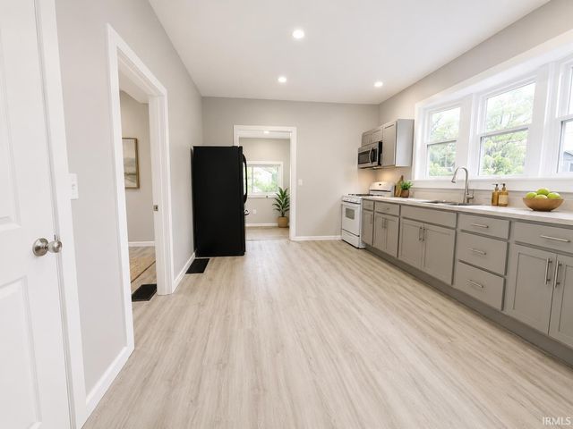 1421 Swinney Avenue, Fort Wayne, IN 46802