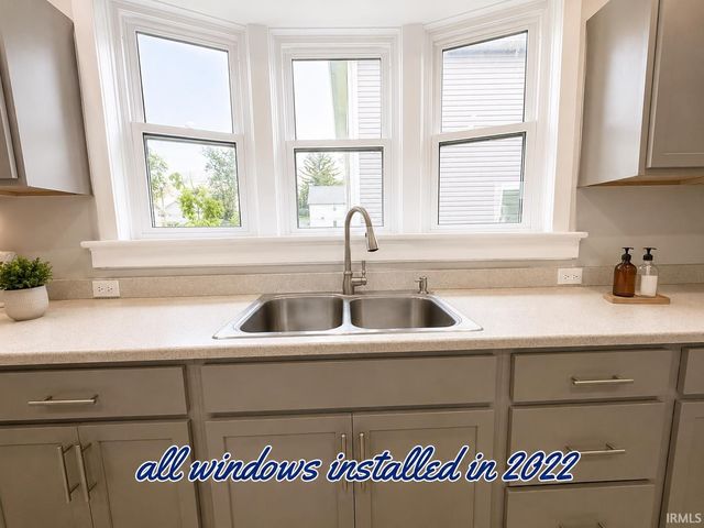 1421 Swinney Avenue, Fort Wayne, IN 46802