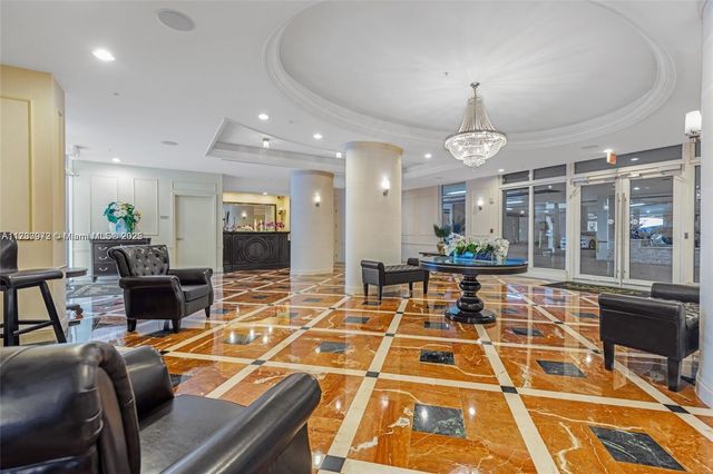 3232 SW 22nd Ter 301, Miami, FL 33145