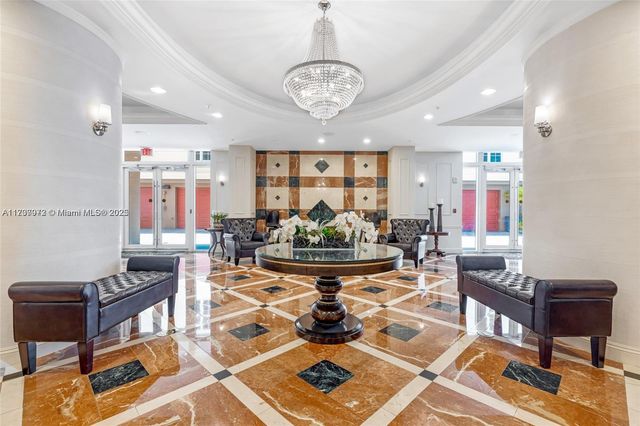 3232 SW 22nd Ter 301, Miami, FL 33145