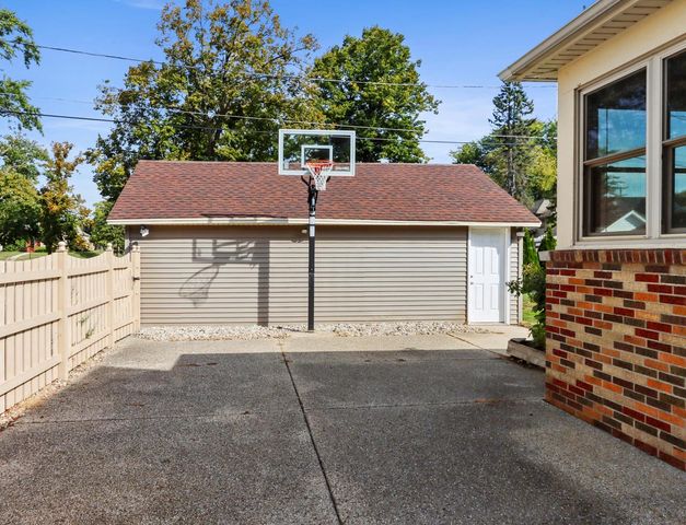 472 Orchard STREET, Burlington, WI 53105