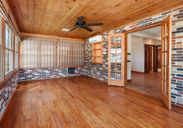 472 Orchard STREET, Burlington, WI 53105