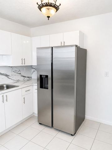1230 W 54th Street 329A, Hialeah, FL 33012