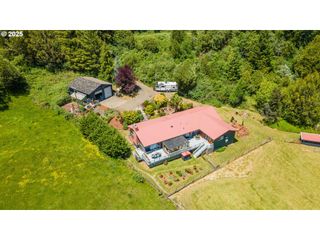 56191 GLEN AIKEN CREEK Rd, Coquille, OR 97423