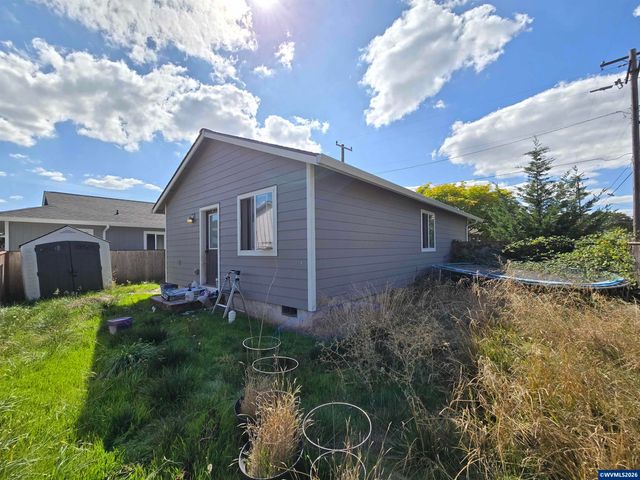 205 Sherman St SE, Albany, OR 97321