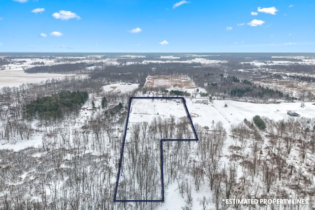 1440 Dimmers Road, Woodbridge Twp, MI 49274