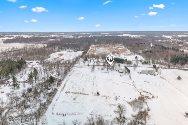 1440 Dimmers Road, Woodbridge Twp, MI 49274