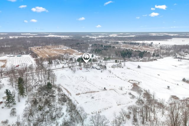 1440 Dimmers Road, Woodbridge Twp, MI 49274