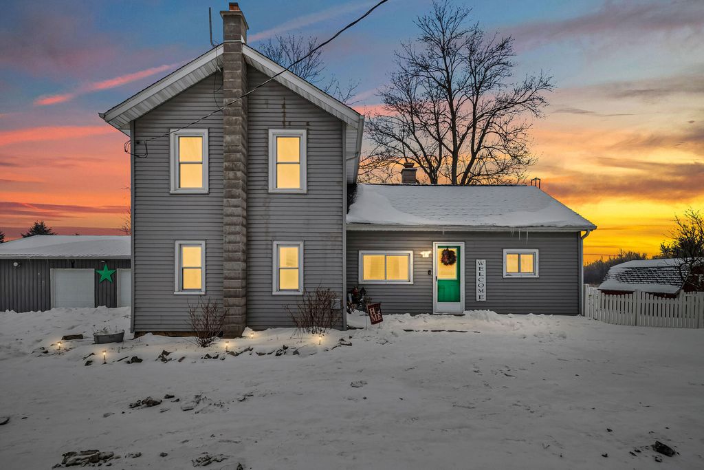 1440 Dimmers Road, Woodbridge Twp, MI 49274