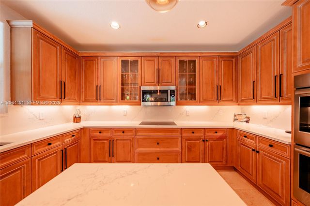 3917 Heron Ridge Ln, Weston, FL 33331