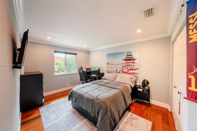 3917 Heron Ridge Ln, Weston, FL 33331