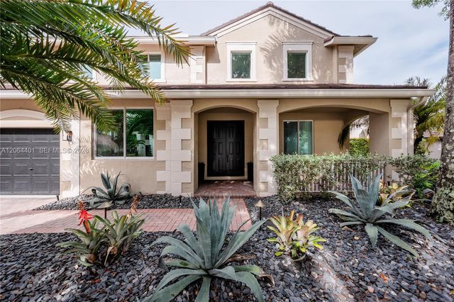 3917 Heron Ridge Ln, Weston, FL 33331