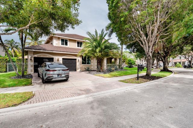 3917 Heron Ridge Ln, Weston, FL 33331