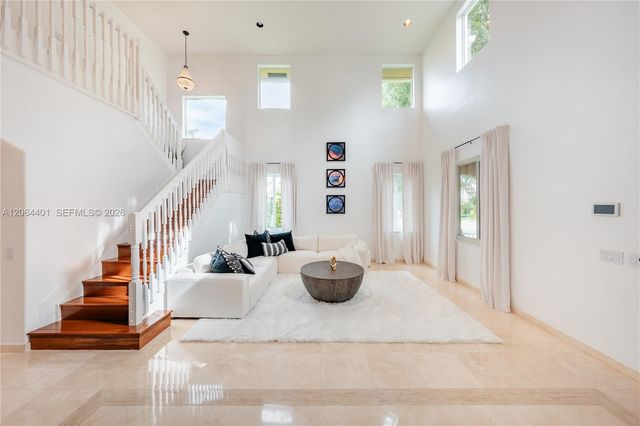 3917 Heron Ridge Ln, Weston, FL 33331