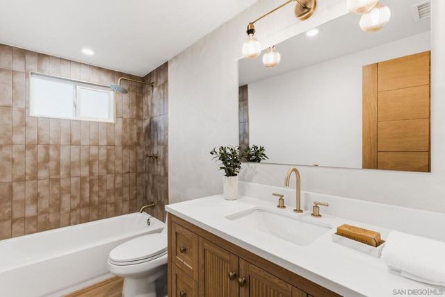 12608 Tustin St., Poway, CA 92064