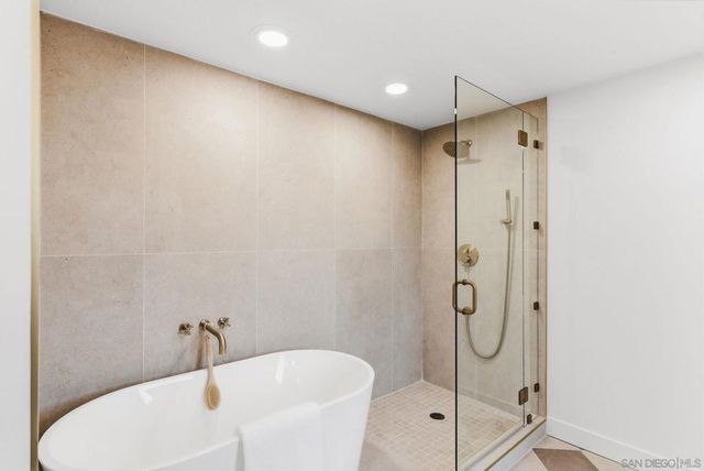 12608 Tustin St., Poway, CA 92064