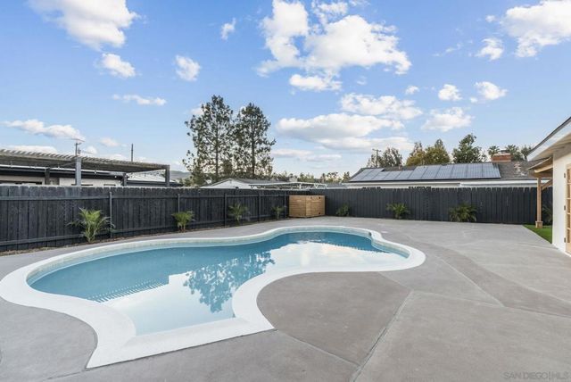 12608 Tustin St., Poway, CA 92064