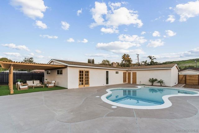 12608 Tustin St., Poway, CA 92064