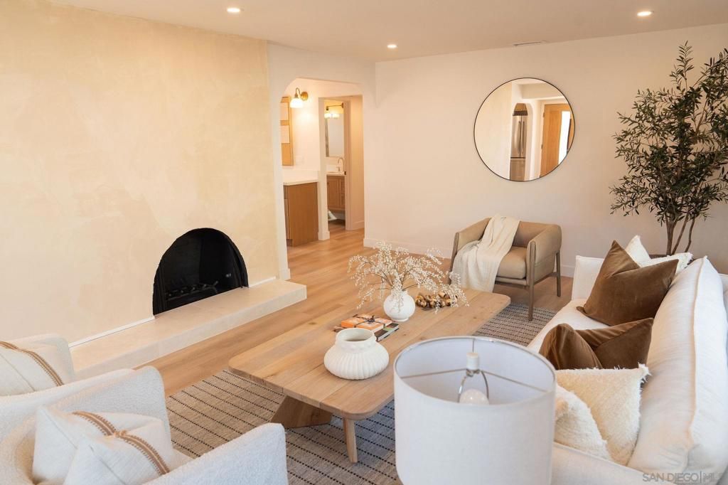 Image 2 of property listing at 12608 Tustin St., Poway, CA 92064