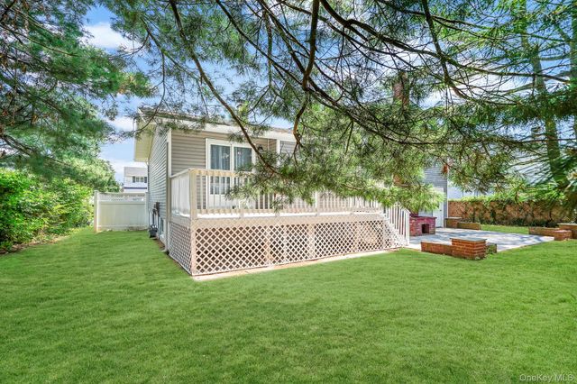 180 Branch Avenue, Central Islip, NY 11722