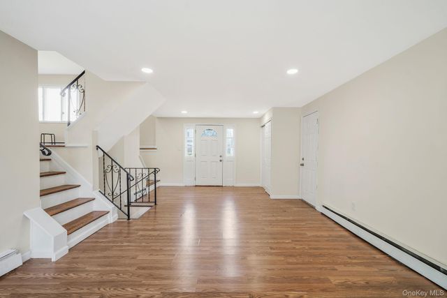 180 Branch Avenue, Central Islip, NY 11722