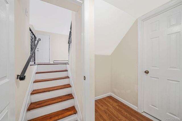 180 Branch Avenue, Central Islip, NY 11722