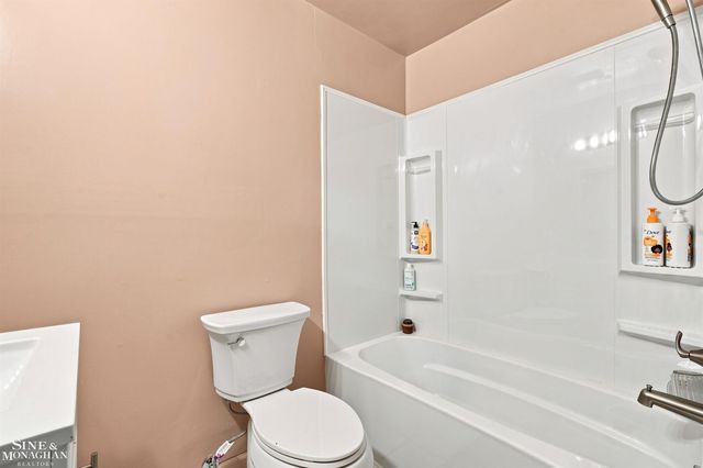 3131 King Road, China Twp, MI 48054
