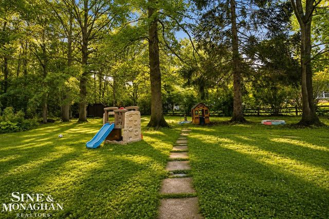 3131 King Road, China Twp, MI 48054