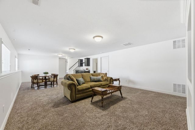 2621 W 58th Ct N, Wichita, KS 67204