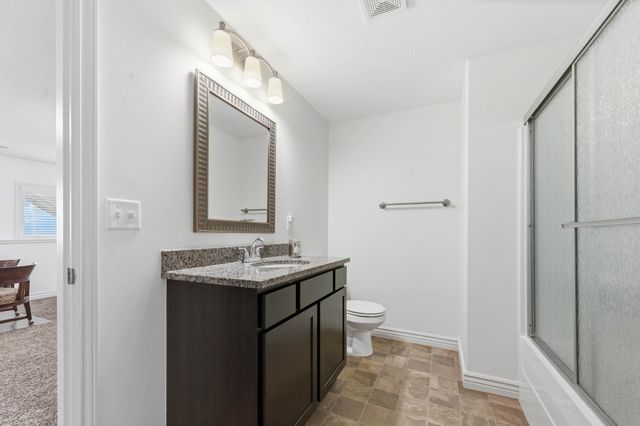 2621 W 58th Ct N, Wichita, KS 67204