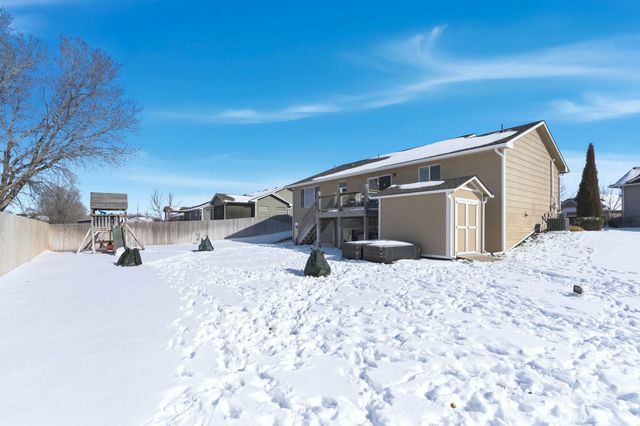 2621 W 58th Ct N, Wichita, KS 67204