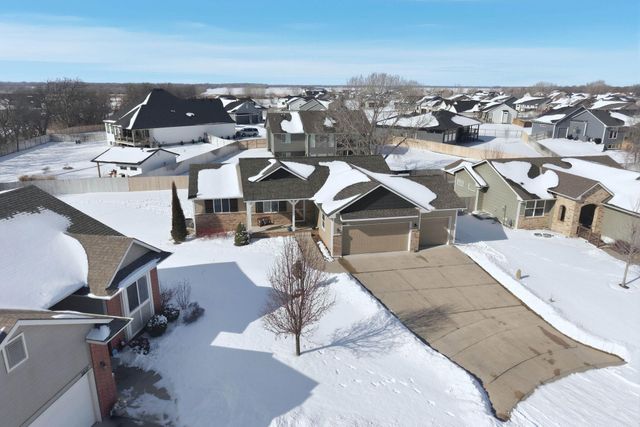 2621 W 58th Ct N, Wichita, KS 67204