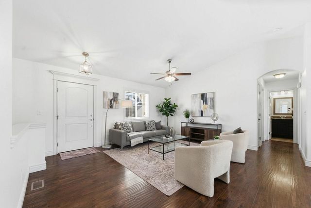 2621 W 58th Ct N, Wichita, KS 67204