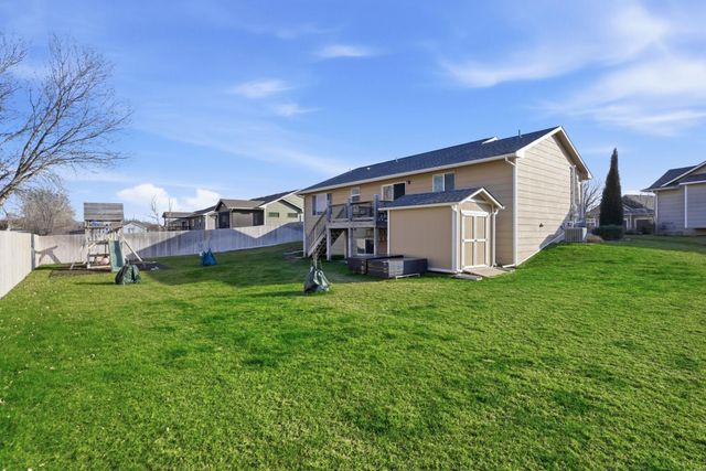 2621 W 58th Ct N, Wichita, KS 67204