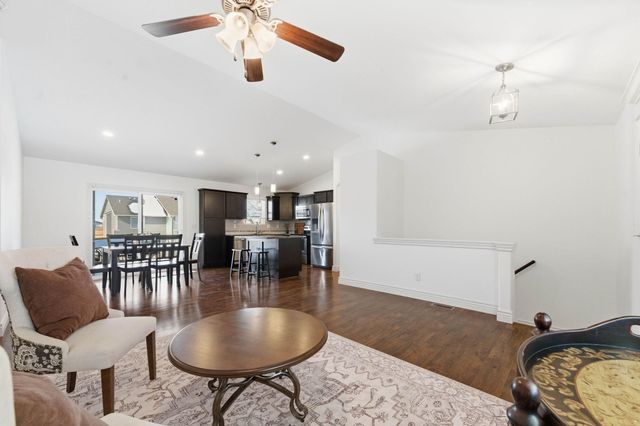 2621 W 58th Ct N, Wichita, KS 67204