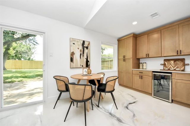 9726 Grenadier Drive, Houston, TX 77089