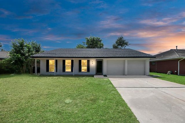 9726 Grenadier Drive, Houston, TX 77089