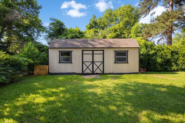 303 Wildwood Lane, Kilgore, TX 75662