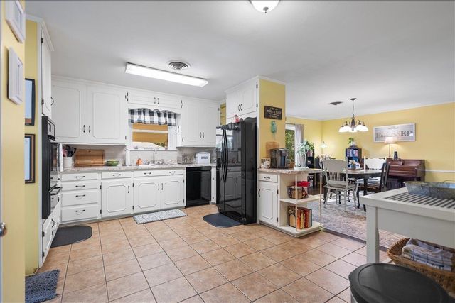 303 Wildwood Lane, Kilgore, TX 75662
