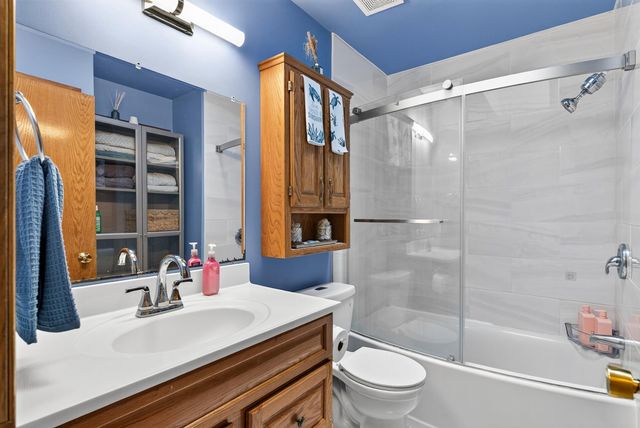 7101 Setzler Parkway, Brooklyn Park, MN 55445