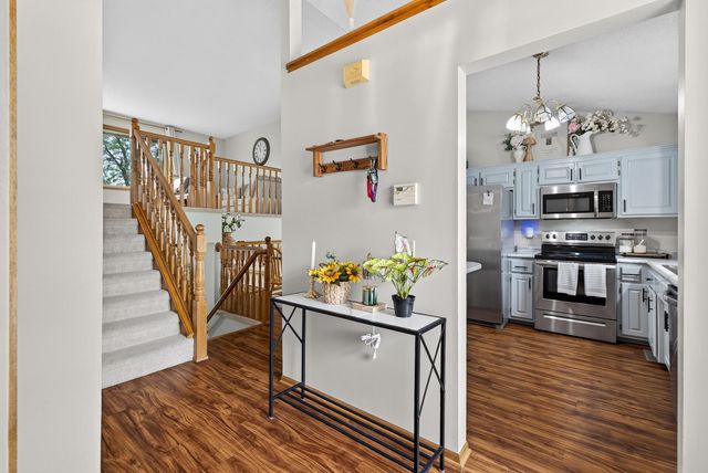 7101 Setzler Parkway, Brooklyn Park, MN 55445