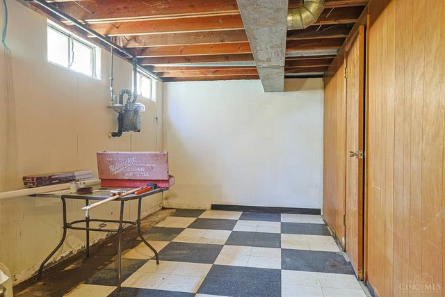 568 Barbara Drive, Tipp City, OH 45371