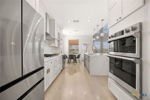 708 Rolling Brook Lane, Cedar Park, TX 78613