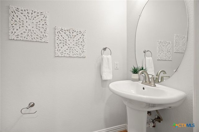 708 Rolling Brook Lane, Cedar Park, TX 78613