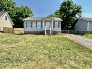 1213 Carol Drive, Oak Grove, KY 42262