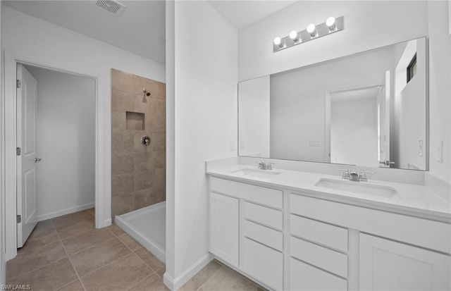 1650 Lake Jessup CIR, Cape Coral, FL 33909