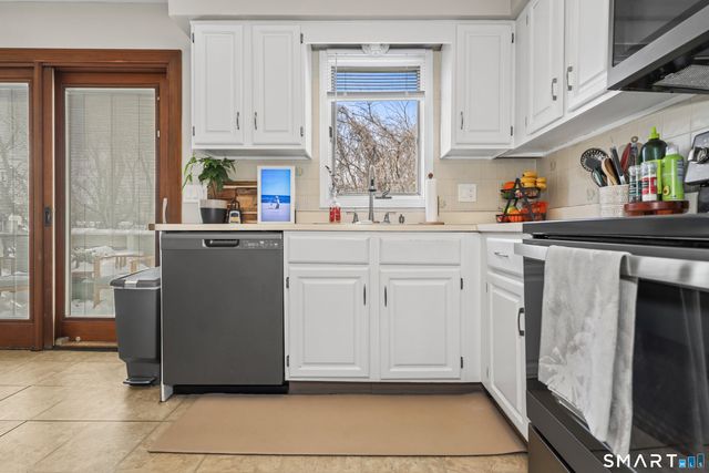 29 Toas Street 29, Shelton, CT 06484