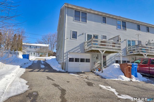 29 Toas Street 29, Shelton, CT 06484