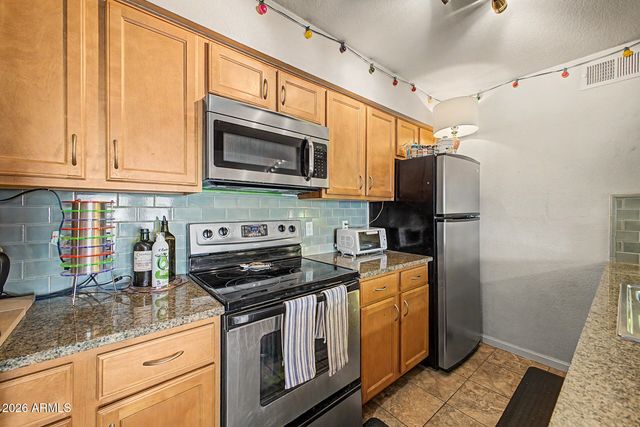 200 E SOUTHERN Avenue 224, Tempe, AZ 85282