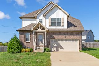 890 Wild Elm Ct, Clarksville, TN 37042